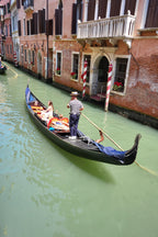 Gondolier z Wenecji