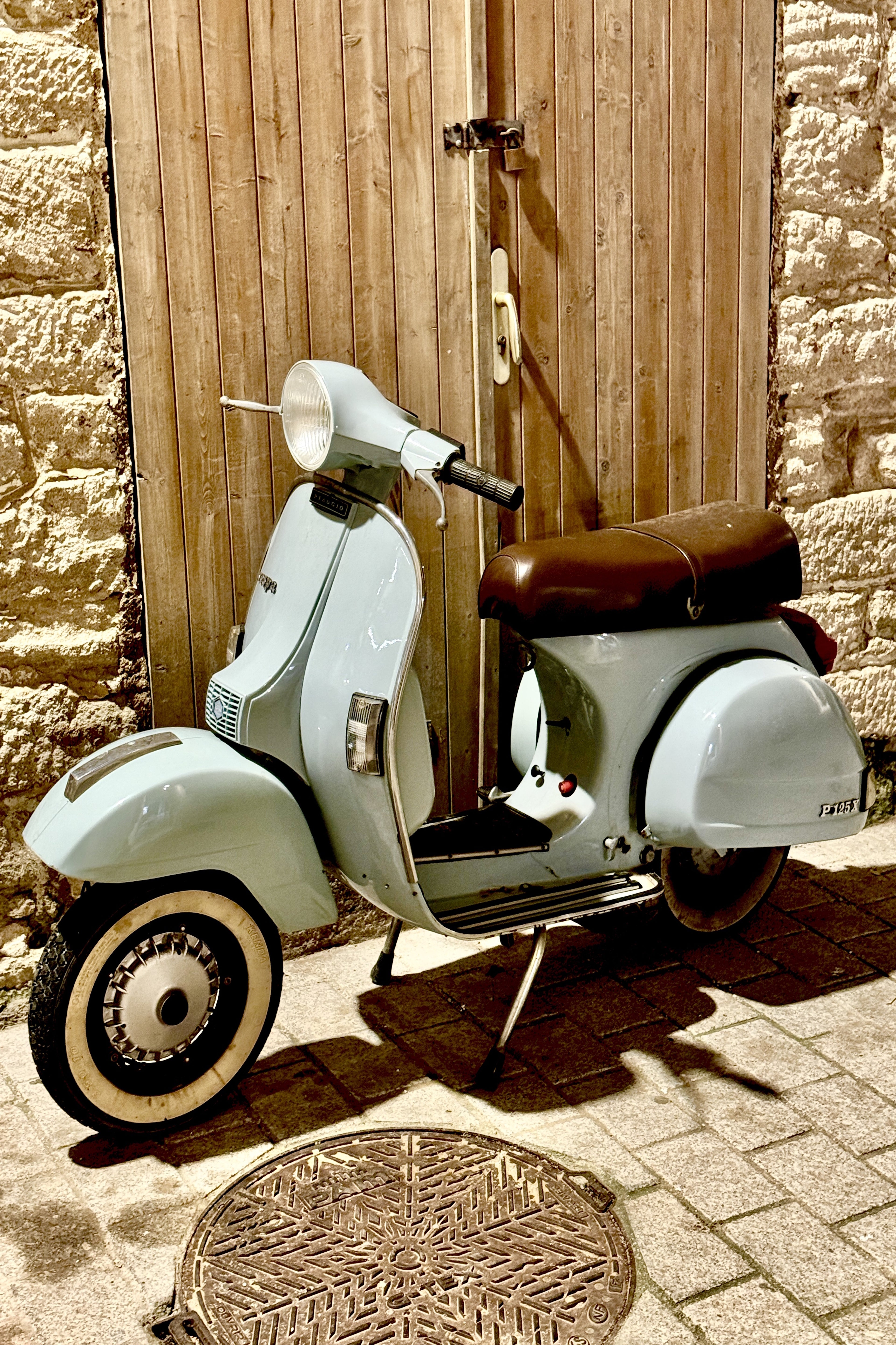 Pastelowa Vespa