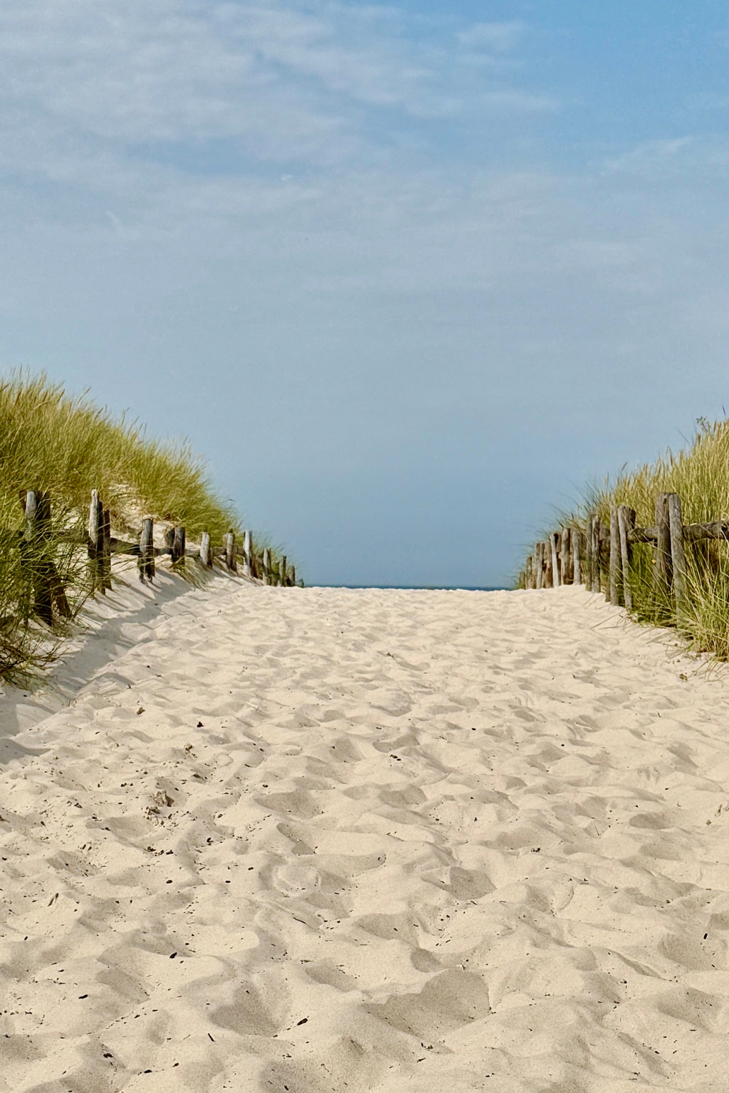 Wejście Na Plażę Białogóra